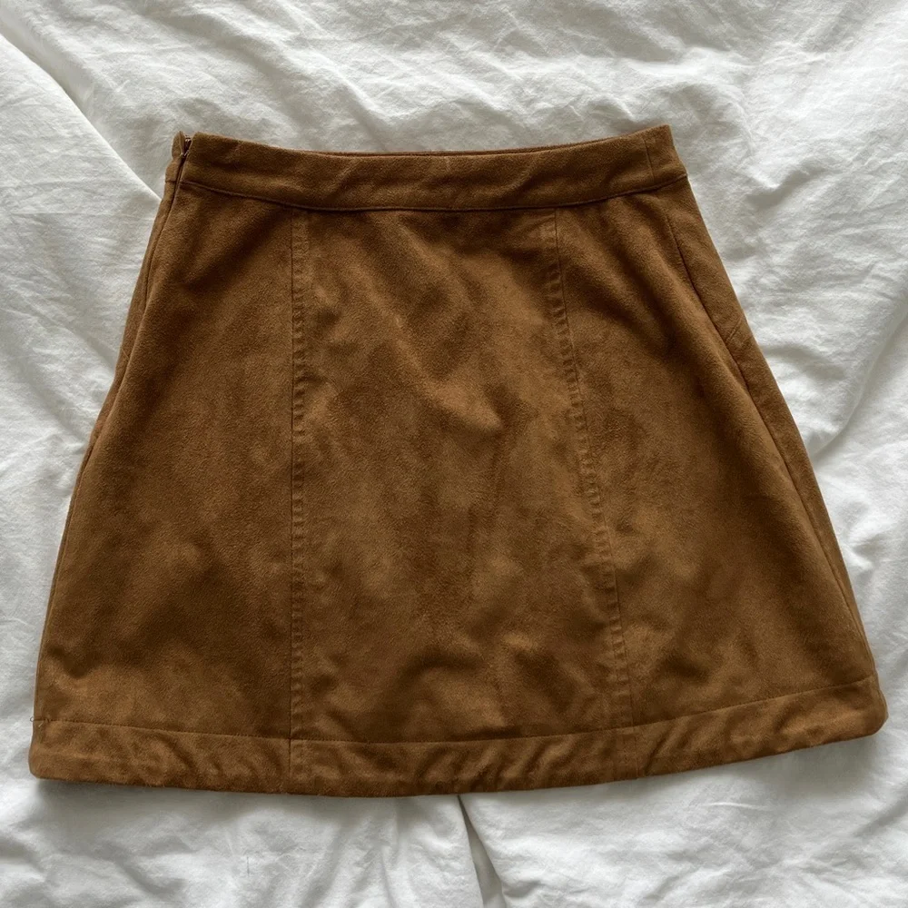 Abercrombie Mini Skirt - Picture 2 of 6